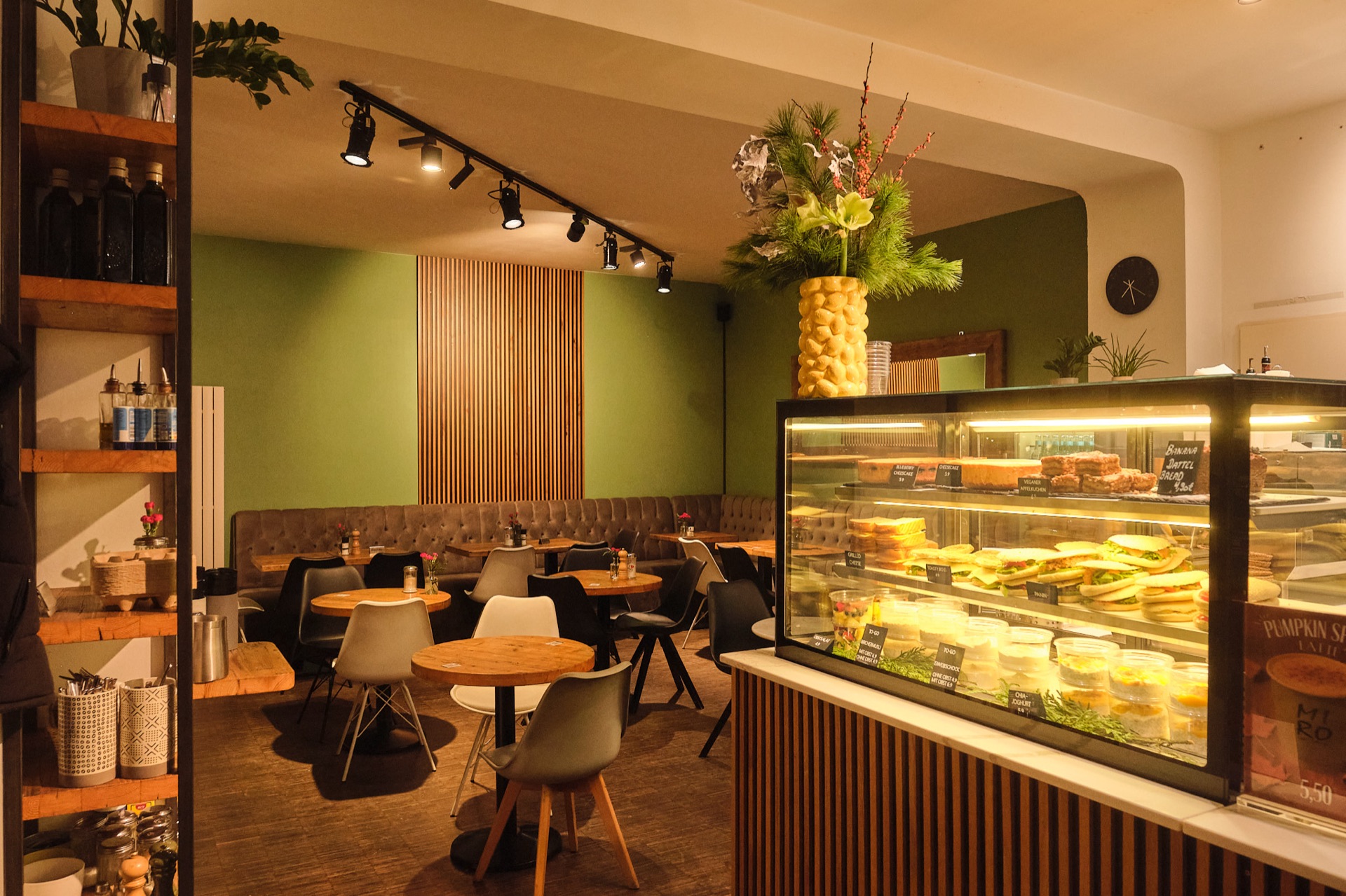 Café Miro Interieur in Berlin Charlottenburg